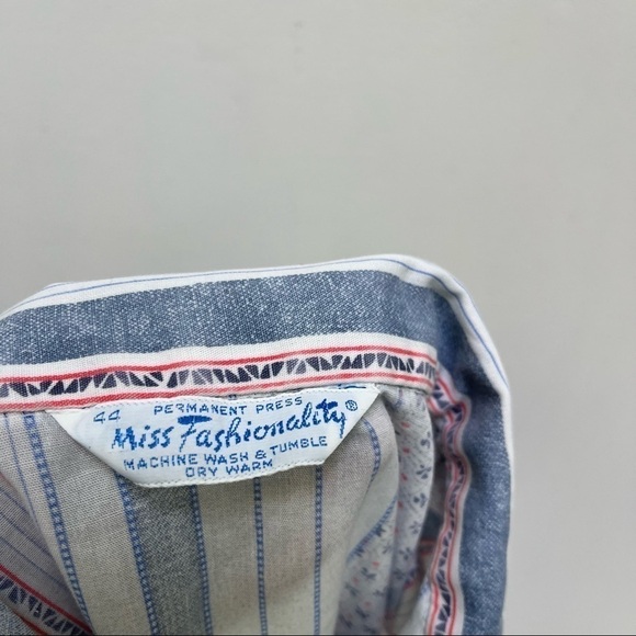 Vintage Miss Fashionality Button Down Tank Blouse - Picture 7 of 7